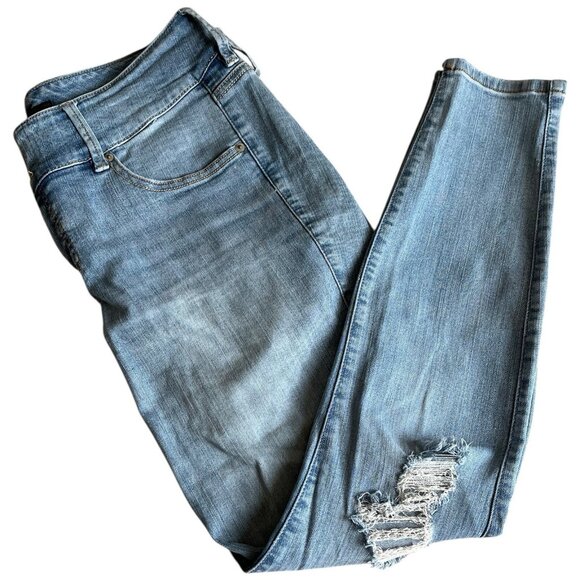torrid Denim - Torrid Bombshell Skinny Jeans 14R Light Wash Distressed Stretch